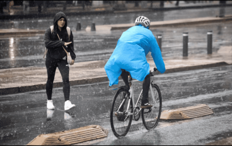 Se define por precipitaciones torrenciales que superan los 70 milímetros por hora, lo que equivale a verter una cantidad masiva de agua en un tiempo récord. SUN / ARCHIVO