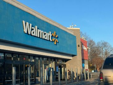 Durante la Semana Santa 2026, Walmart se mantiene como una opción accesible para las compras. Unsplash