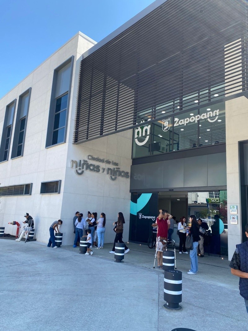 &nbsp;La consulta general tiene un costo de 200 pesos, mientras que los adultos mayores pueden acceder a descuentos presentando su credencial del INE. EL INFORMADOR/R. Casas