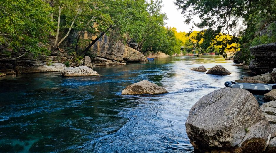 No todos los cuerpos de agua son aptos para nadar esta Semana Santa. ESPECIAL/PEXELS
