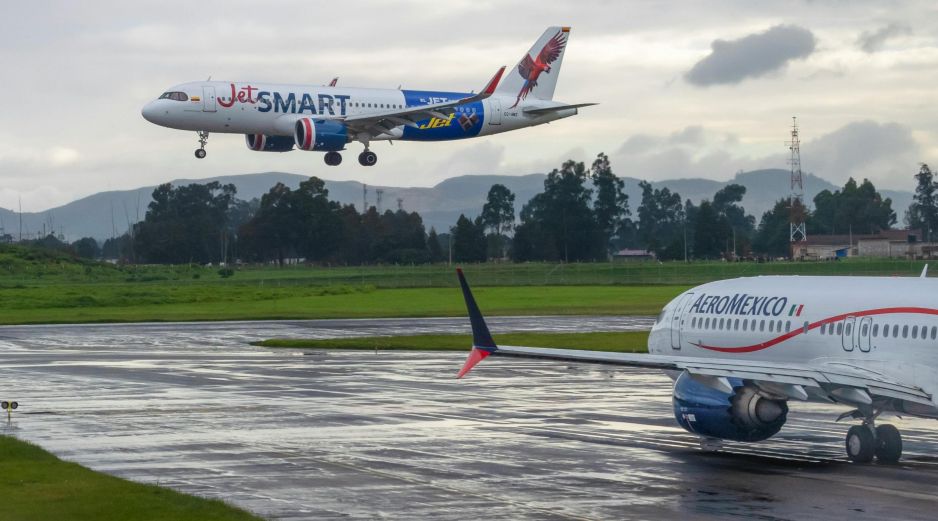 Duro golpe al bolsillo: el incremento del TUA ya se refleja en los costos de los boletos de avión. ESPECIAL/PEXELS
