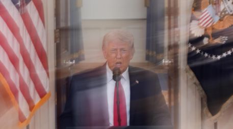 Donald Trump durante su discurso televisado a la nación este 01 de abril del 2026. EFE/A. Brandon