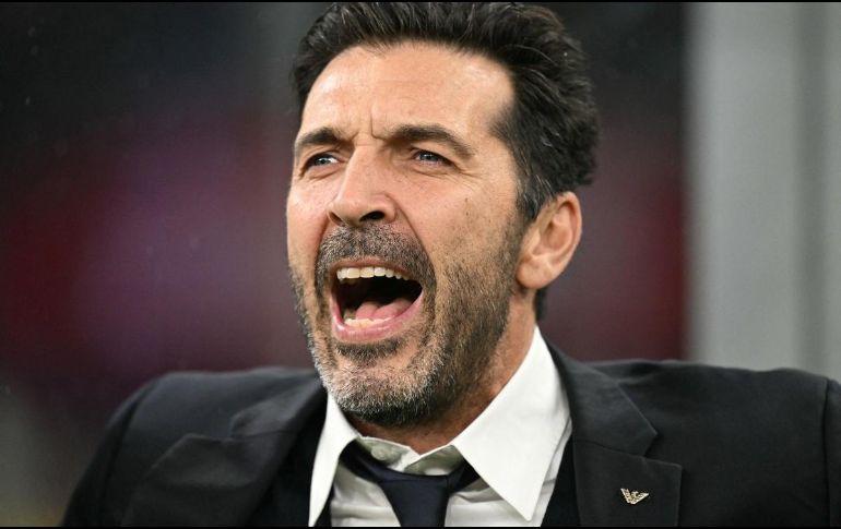 El jefe de delegación de la Selección de Italia, el histórico portero Gianluigi Buffon, renunció a su cargo. AFP / ARCHIVO