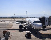 Aunque muchos pasajeros no lo notan, la TUA forma parte importante del costo total del viaje, ya que cubre el uso de instalaciones y servicios aeroportuarios. EL INFORMADOR/ARCHIVO