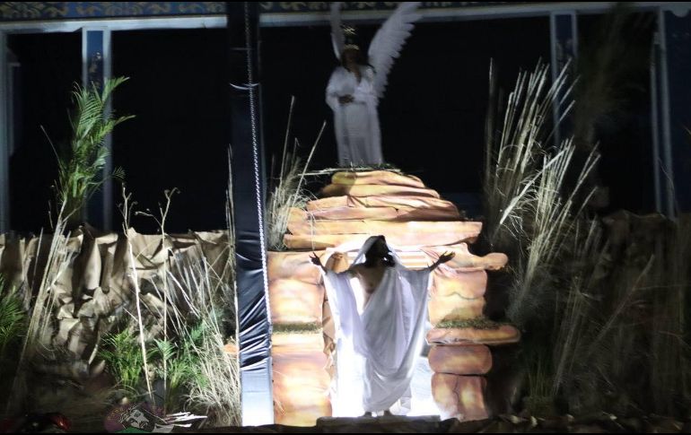 Esta escenificación revive los últimos momentos de Jesús de Nazaret, desde su condena hasta su resucitación. FACEBOOK / Comité Organizador de Semana Santa en Ixtapalapa AC 