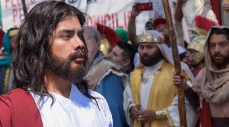 La representación de la Pasión de Cristo en Iztapalapa cumple este año cumple su edición 183. SUN/S. Cadena