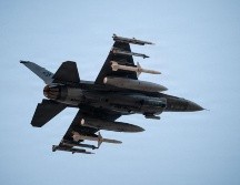 Funcionarios de EU y medios afines a Teherán informaron que Irán había derribado un caza estadounidense en su territorio por primera vez desde que se inició la guerra en Medio Oriente. AFP / ESPECIAL