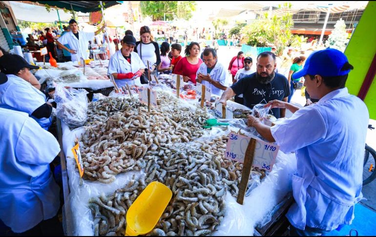 Así luce el Mercado del Mar en Guadalajara este Viernes Santo. EL INFORMADOR/J. Acosta