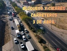 En algunos casos, se presentan bloqueos totales que se pueden extender por horas en las carreteras de México. EL INFORMADOR / ARCHIVO