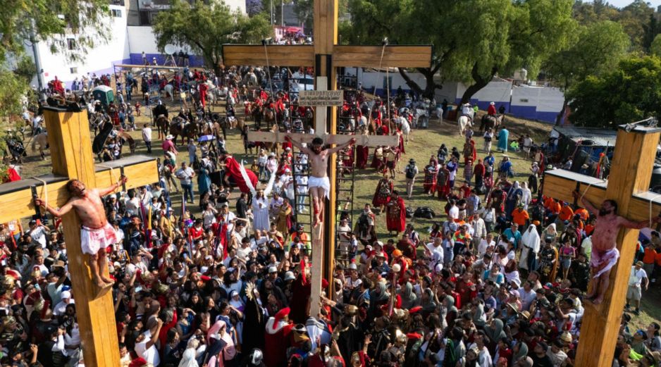 El recorrido se realiza por los ocho barrios originarios de Iztapalapa y termina con la crucifixión de Jesús. T. Pérez