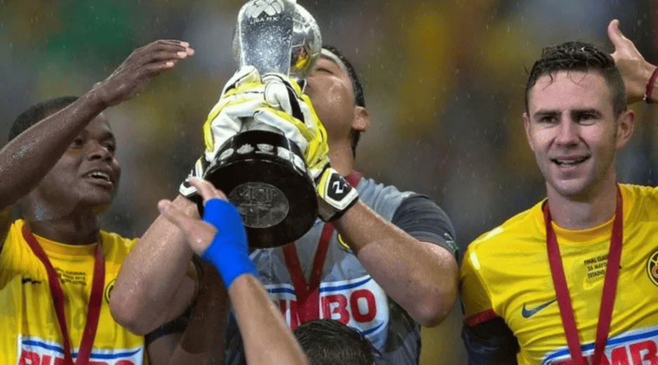 Moisés Muñoz es recordado como uno de los porteros más determinantes de su generación, con una carrera marcada por títulos de Liga MX y Concachampions con el Club América. IMAGO7/A. Cuevas
