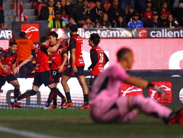 Al minuto 22, Kevin Castañeda disparó desde fuera del área para vencer a Nahuel Guzmán. IMAGO7/D. Vega