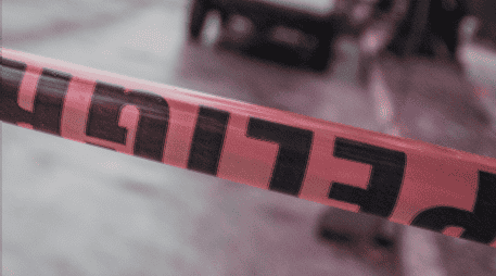 Frente al casino Real Americana, en Tlaquepaque, localizaron a tres jóvenes tirados en la vía pública, junto a una motocicleta. EL INFORMADOR/ARCHIVO