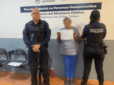 Los oficiales verificaron que la mujer contaba con ficha de búsqueda desde el 28 de febrero, en Tlajomulco de Zúñiga. ESPECIAL