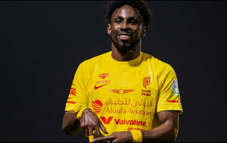 Con 26 tantos en la presente campaña, el seleccionado mexicano ya se colocó como líder de la tabla de goleo junto a Ivan Toney. INSTAGRAM/ @julianquinones33