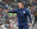 El entrenador rojiblanco enfatizó su intención de que su equipo sea el protagonista en la liguilla. IMAGO7