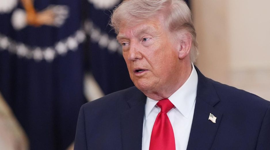 Trump amenazó ayer de nuevo a Irán con desatar “el infierno cuando venza el ultimátum que dio a la República Islámica para desbloquear Ormuz”. EFE/EPA/A. Brandon