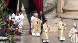 El Papa León XIV pide "elegir la paz" en su primer mensaje de Pascua