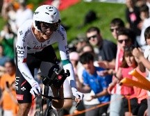 Isaac Del Toro, uno de los más de 150 pedalistas que tomaron la salida, fue de los últimos en partir para mostrar sus cualidades. AFP / A. Gillenea