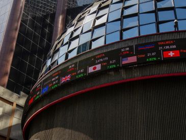 Con el movimiento de este lunes 06 de abril del 2026, el rendimiento del IPC en lo que va del año se ubicó en +7.27 por ciento. EFE/ARCHIVO