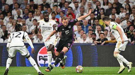 El cruce entre los merengues y los bávaros es un auténtico clásico, con 28 enfrentamientos en total en competencias de la UEFA y un saldo de 13 victorias blancas, 11 para los alemanes y cuatro empates. AFP/ ARCHIVO.