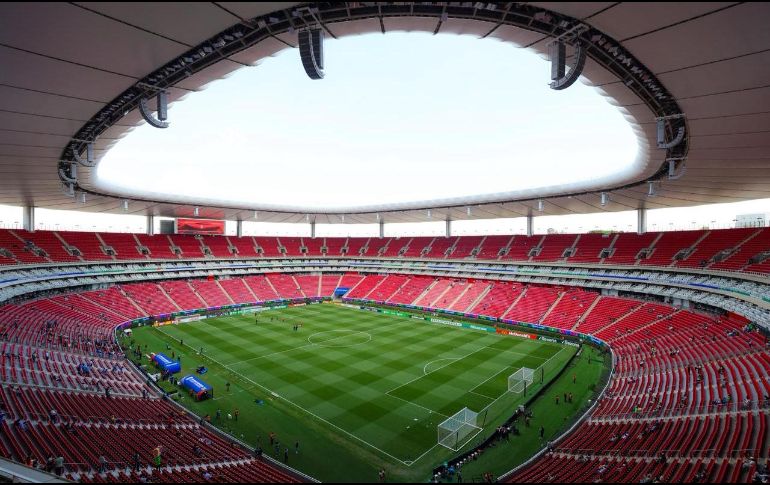 Concluidas las labores de adecuación en el Estadio Guadalajara, el inmueble quedará listo para abrir sus puertas a la fiesta y la pasión del evento más importante del futbol. EL INFORMADOR/ ARCHIVO.
