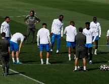 Jugadores del Real Madrid durante el entrenamiento en Valdebebas para preparar el partido de ida de cuartos de final de la Liga de Campeones frente al Bayern Múnich en el estadio Santiago Bernabéu. EFE/ J. Guillén