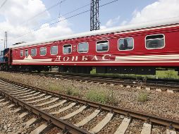 Un pasajero ebrio protagonizó un violento altercado al empujar brutalmente a una inspectora de tren, dejándola con secuelas físicas irreversibles. EFE