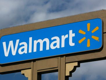 Las ofertas son válidas en las más de 2 mil sucursales físicas de Walmart y en su tienda en línea, que tiene las modalidades de entrega a domicilio y "pickup". AP/Archivo
