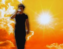 Descubre qué dice la ciencia médica sobre la hidratación perfecta con agua para proteger tu cuerpo del golpe de calor y por qué tu elección de hoy sí importa. EL INFORMADOR / ARCHIVO / ESPECIAL / CANVA