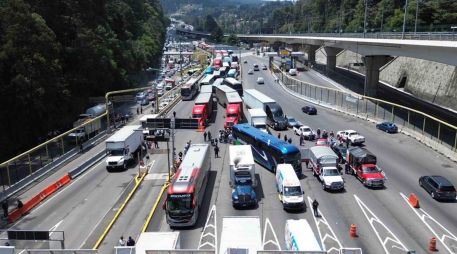 Las movilizaciones fueron convocadas por organizaciones de transportistas y productores agrícolas, quienes denunciaron falta de seguridad en carreteras, incremento en costos operativos y una crisis en el sector. SUN / O. Alvarado