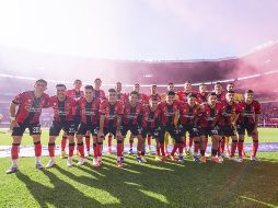 La directiva ha definido que tres jugadores clave del actual plantel rojinegro sean reubicados en Santos Laguna. IMAGO7.