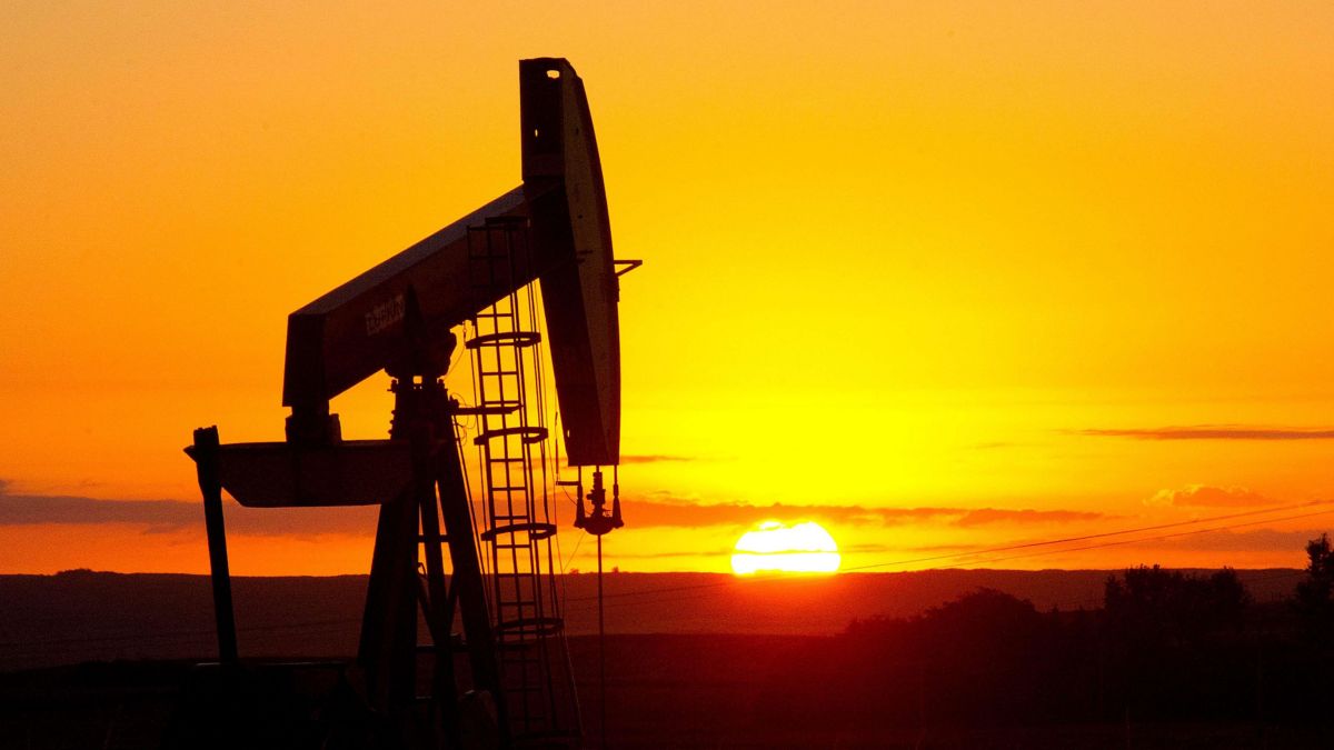 PRECIOS DEL PETRÓLEO SE DESPLOMAN: Trump Aplaza Ultimátum a Irán