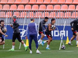 Fuera de la Copa del Rey y lejos de los primeros lugares en LaLiga, el Atlético de Madrid ha puesto todo su esfuerzo en la Champions League: EFE/J. lizón