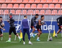 Fuera de la Copa del Rey y lejos de los primeros lugares en LaLiga, el Atlético de Madrid ha puesto todo su esfuerzo en la Champions League: EFE/J. lizón