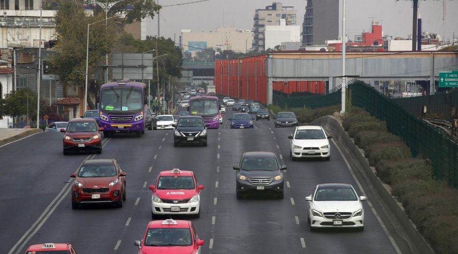 El programa Hoy No Circula se aplica de las 5:00 a las 22:00 horas en todas las alcaldías de la Ciudad de México y en tres zonas conurbadas del Estado de México. SUN/Archivo