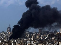 Israel lanzó un amplio ataque aéreo contra múltiples objetivos en todo el Líbano, muchos de ellos en el centro de Beirut, un día después de que Estados Unidos e Irán acordaran un alto el fuego para poner fin a las hostilidades entre ambos países. EFE/ W. HAMZEH