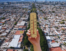 El punto más crítico de este fenómeno térmico ocurrirá entre las 15:00 y las 17:00 horas, momento en el que la sensación térmica podría ser aún mayor debido a la bajísima humedad del 13%. EL INFORMADOR / ARCHIVO / ESPECIAL / CANVA