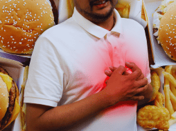 Los factores de riesgo de las enfermedades del corazón están profundamente arraigados en la cotidianidad de millones de personas, siendo el sobrepeso, la obesidad y la diabetes los principales detonantes. ESPECIAL / CANVA