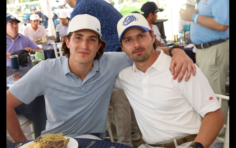Lalo González y Lalo Borrego. GENTE BIEN JALISCO / Torneo Swing contra el hambre en el Cielo Country Club
