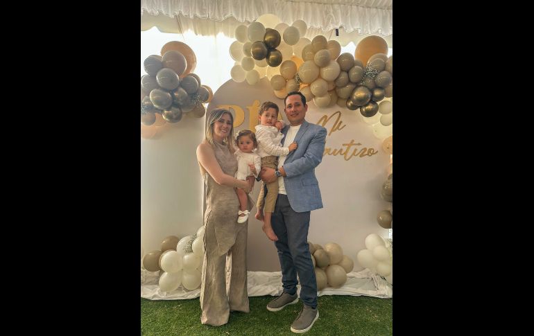 Marisa Rodríguez, Pía Palafox, Lucas Palafox y Israel Palafox. GENTE BIEN JALISCO. Revista del 10 de abril 2026