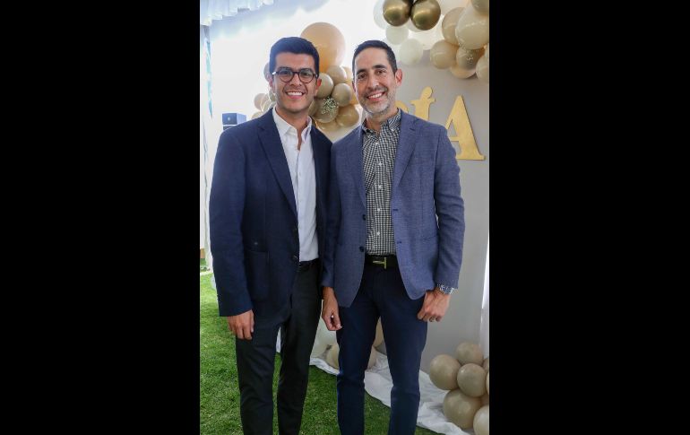 Raúl Gandarilla y Carlos González. GENTE BIEN JALISCO / Bautizo Pía Palafox