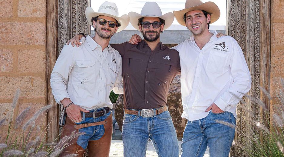 Diego Hecht, Álvaro Morales y Manolo Castellanos. GENTE BIEN JALISCO / Quinta edición de la Cabalgata Anual