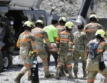 Tras su salida, el minero recibió atención inmediata por parte de personal paramédico, dice el comunicado, quienes realizaron labores de estabilización en el lugar. X / @PCJalisco