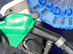 Por tercera semana seguida, la Secretaría de Hacienda continúa aplicando un estímulo fiscal del 100% al IEPS en la gasolina Magna y Premium. EL INFORMADOR/ARCHIVO