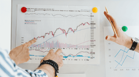 Aunque la ley reduzca fricciones administrativas para proyectos priorizados por el gobierno, no cambiará las condiciones generales de confianza que son un determinante fundamental de la inversión privada. CANVA