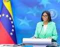Fotografía difundida por el Palacio de Miraflores de la presidenta encargada de Venezuela, Delcy Rodríguez, durante un mensaje a la nación este miércoles, en Caracas. EFE/Palacio de Miraflores