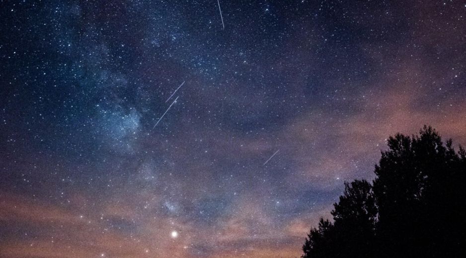 Conoce cuándo tendrá su pico máximo una de las lluvias de estrellas más longevas y estudiadas en la historia de la astronomía. UNSPLASH.