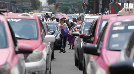 El programa Hoy No Circula se aplica de las 5:00 a las 22:00 horas en todas las alcaldías de la Ciudad de México y en tres zonas conurbadas del Estado de México. SUN/D. Prado