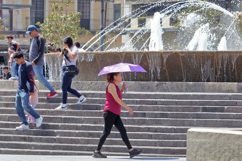 Actualmente, una intensa onda de calor combinada con un sistema anticiclónico domina gran parte de la región occidente del país. EL INFORMADOR / ARCHIVO